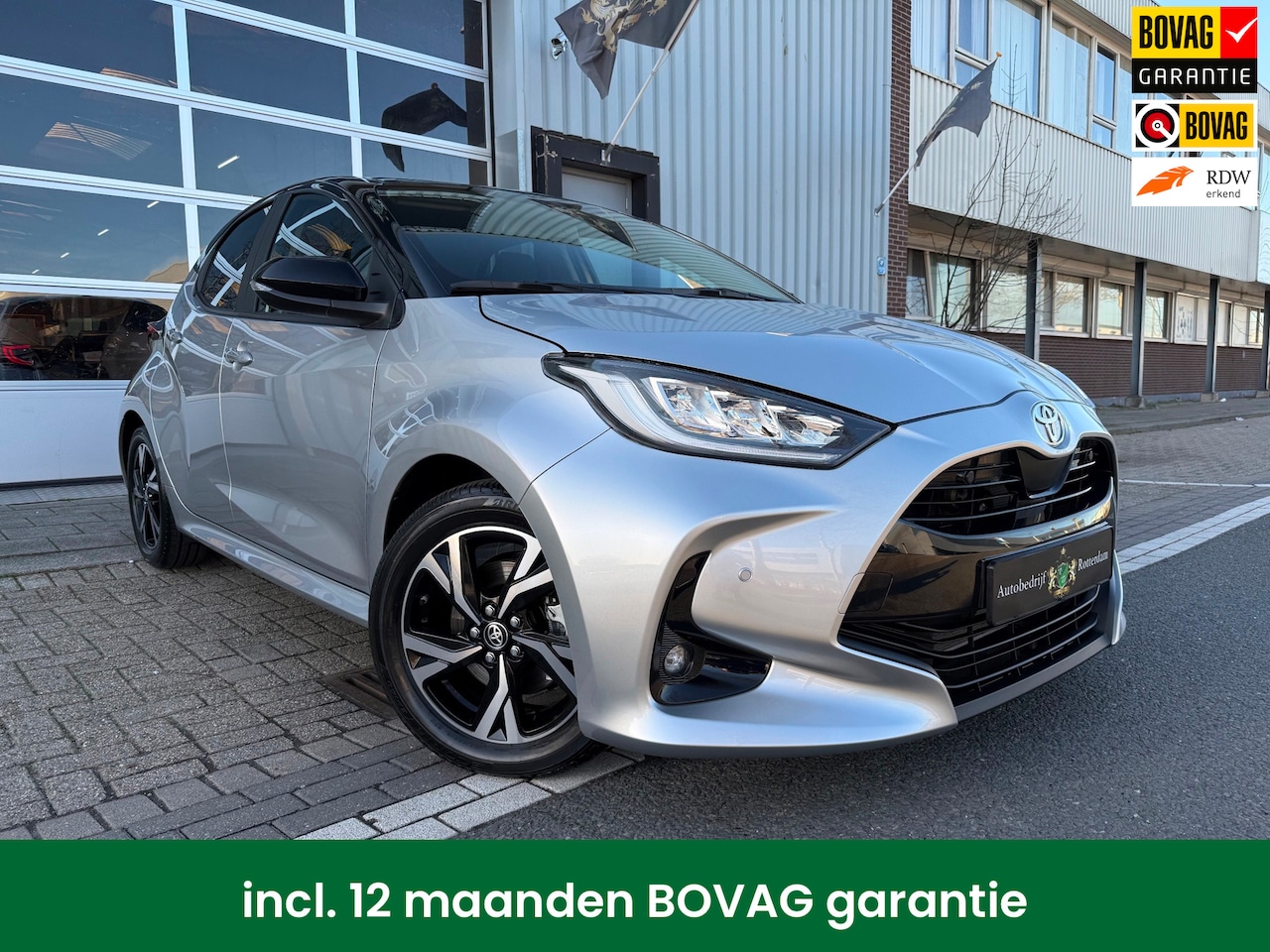 Toyota Yaris - 1.5 Hybrid 130 Executive Apple CarPlay Bi-Tone - AutoWereld.nl