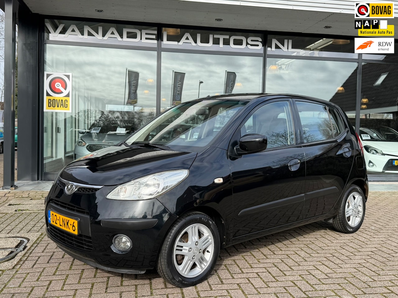 Hyundai i10 - 1.1 Dynamic XL 5Drs Airco Park.Sens Lm-Velgen NAP NL-Auto Dealeronderhouden! - AutoWereld.nl
