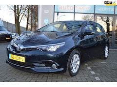 Toyota Auris - 1.2T Aspiration Navi Lmv Trekhaak