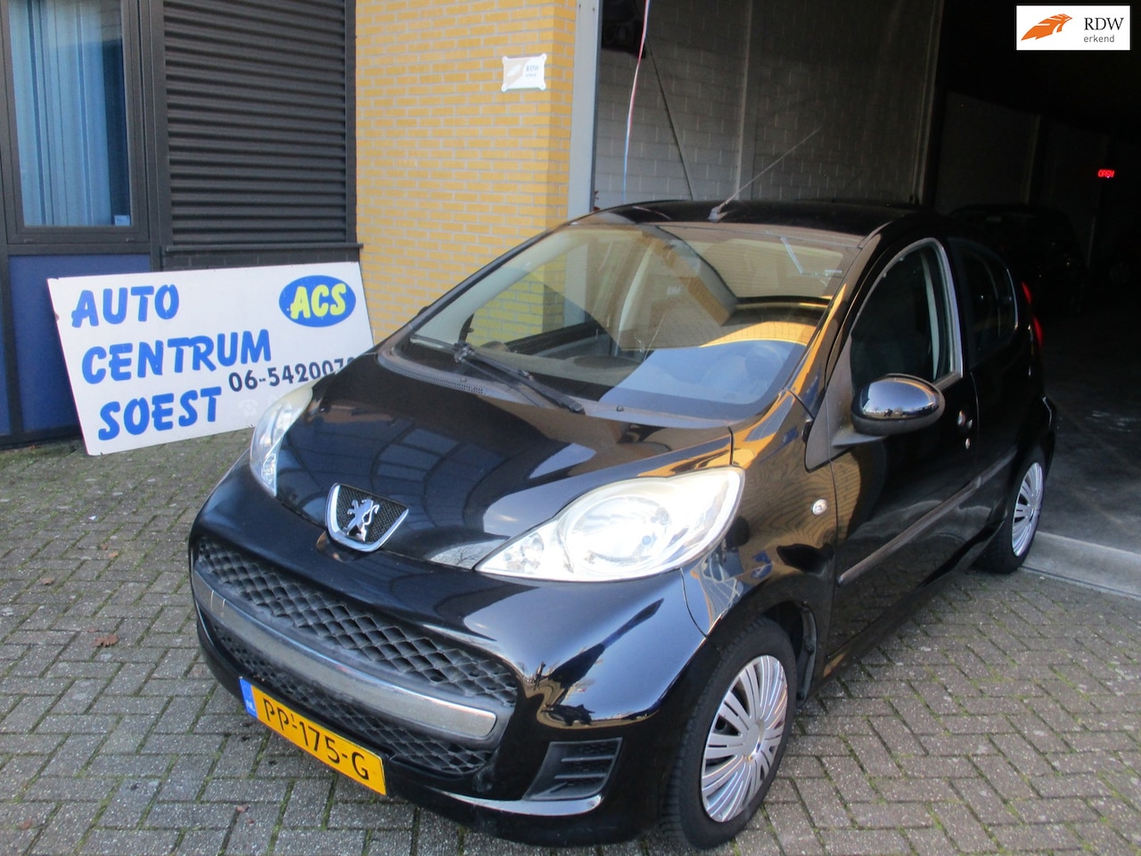 Peugeot 107 - 1.0-12V XR 1.0-12V XR - AutoWereld.nl