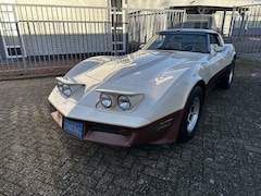 Chevrolet Corvette - C3 5.7L (350 ci) V8