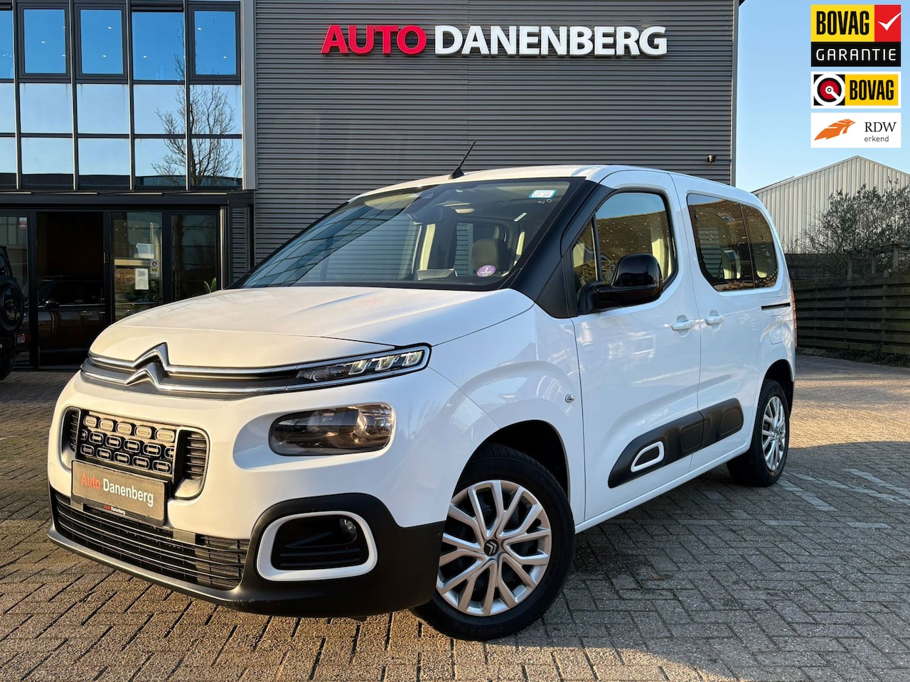 Citroën Berlingo - 1.2 PureTech Feel Garantie ! Cruiscontrol.! MPV - AutoWereld.nl
