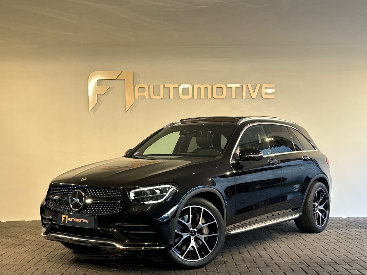 Mercedes-Benz GLC-klasse - 200 4MATIC AMG Pano|Sfeer|Night Pakket - AutoWereld.nl