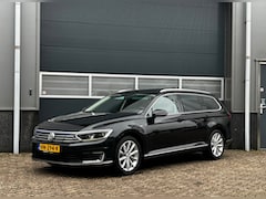 Volkswagen Passat Variant - 1.4 TSI GTE Highline bj.2015 Camera|Navi|Trekh|Pano|Nap