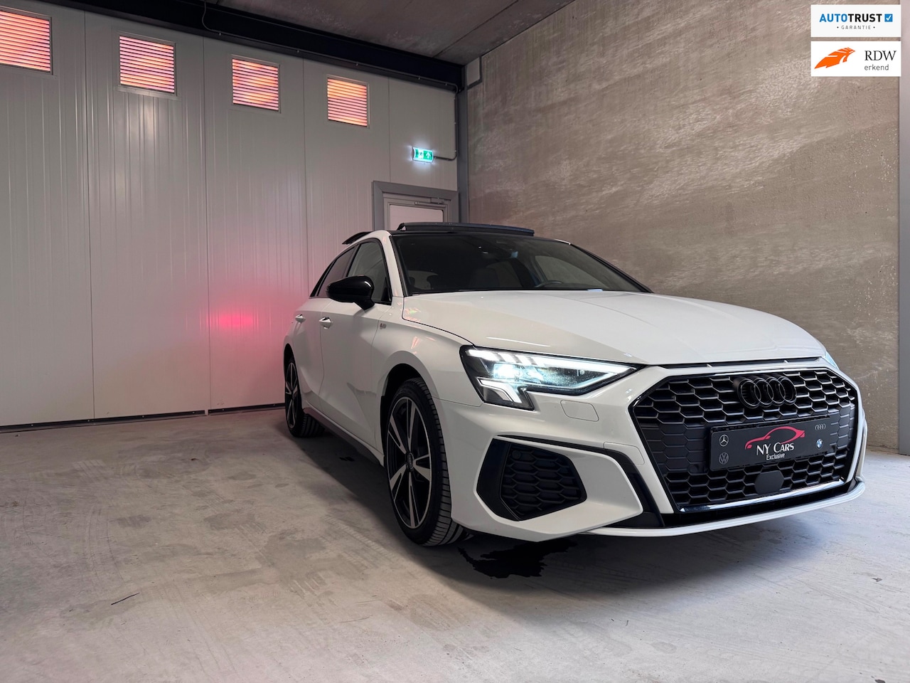 Audi A3 Sportback - 40 TFSI e S Edition Pano| Matrix| RS Zetels| S-Line | Keyless - AutoWereld.nl