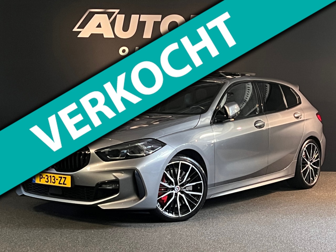 BMW 1-serie - 120i High Executive Edition M Pano/ Performance seats/ M Sportremsysteem/ 19"/ Camera/ Stu - AutoWereld.nl