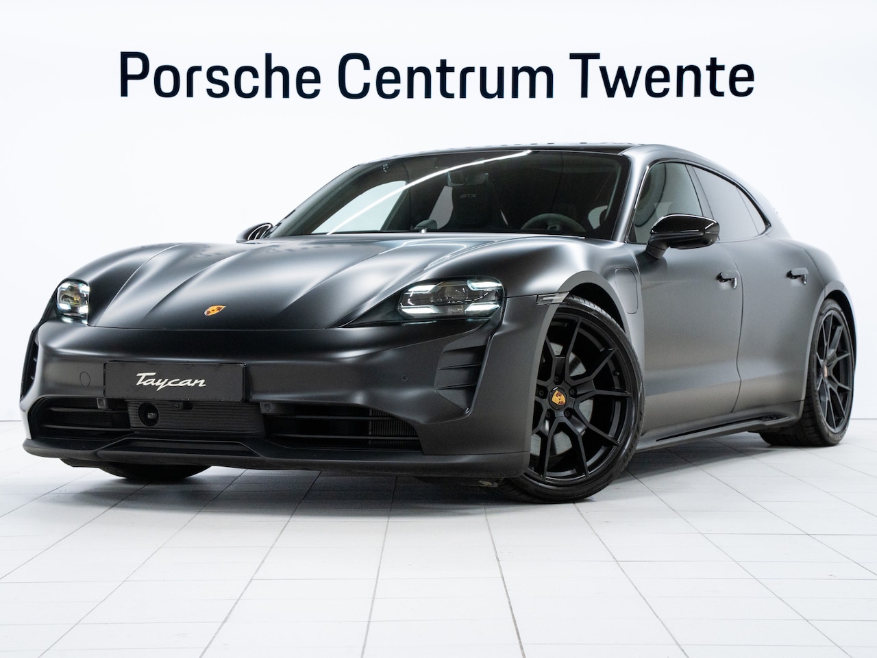 Porsche Taycan Sport Turismo - GTS - AutoWereld.nl