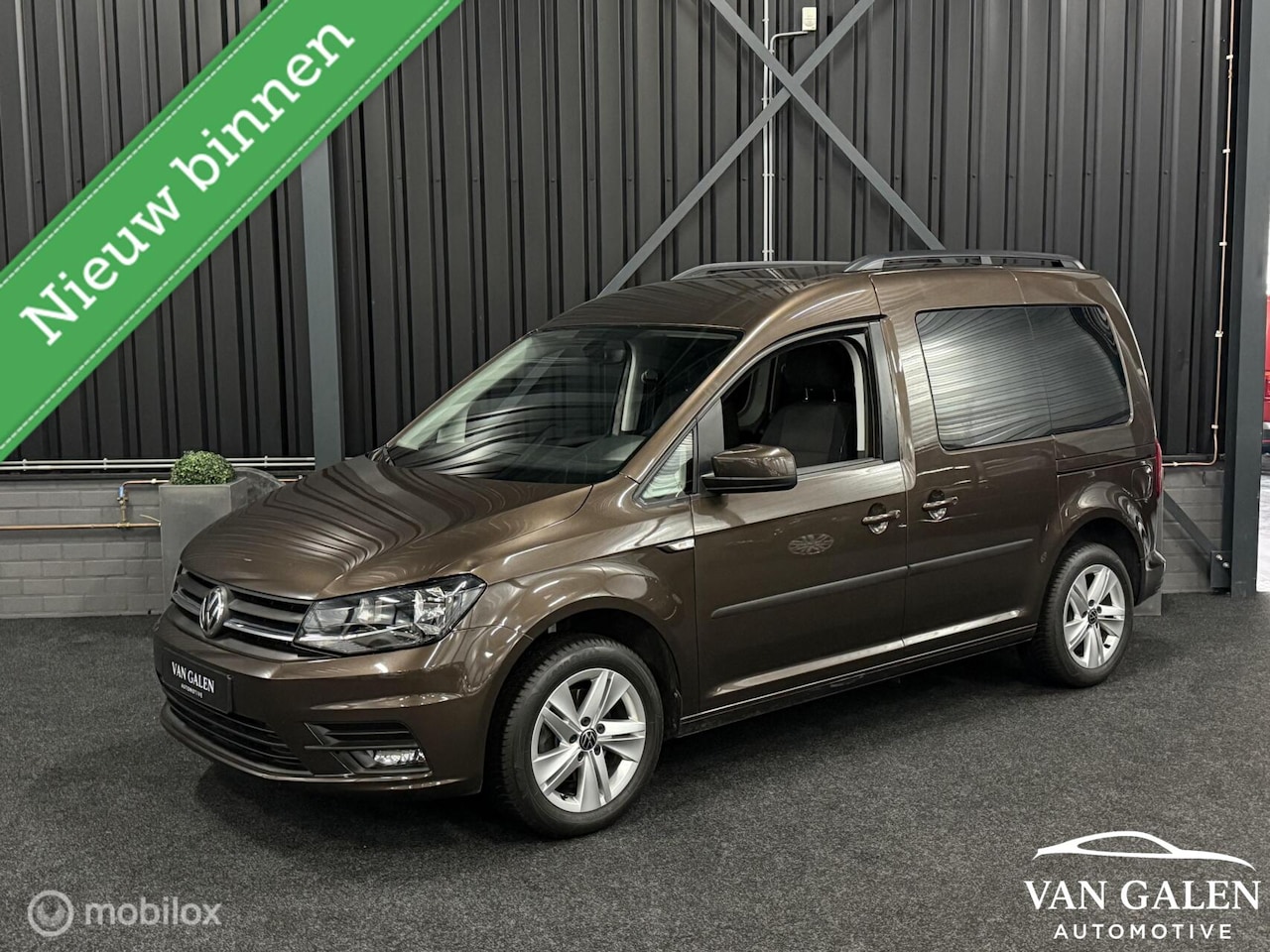 Volkswagen Caddy - Combi TSI Highline Airco|Carplay|APK✅ - AutoWereld.nl