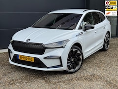 Skoda Enyaq iV - 60 Sportline 180 pk | Trekhaak | Stuur-/stoelverwarming | 1e Eig | NL auto | SoH 95, 5%