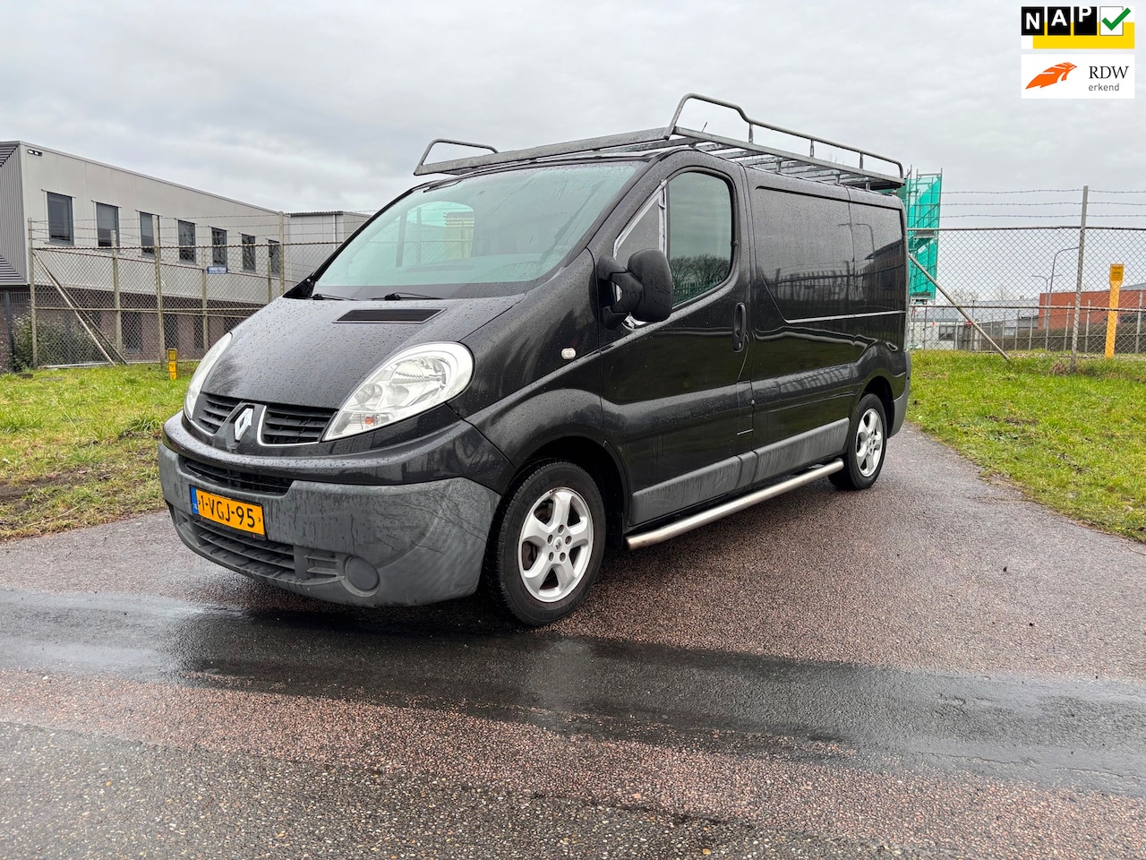 Renault Trafic - 2.0 dCi T27 L1H1 DC Airco! Apk! Nap!!! - AutoWereld.nl