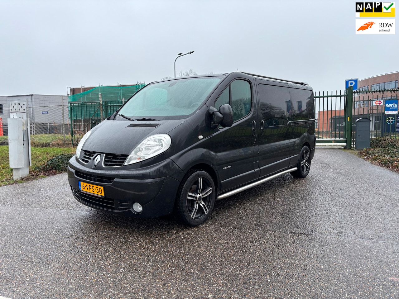 Renault Trafic - 2.5 dCi T29 L2H1 DC Airco! Apk! Nap!!! - AutoWereld.nl