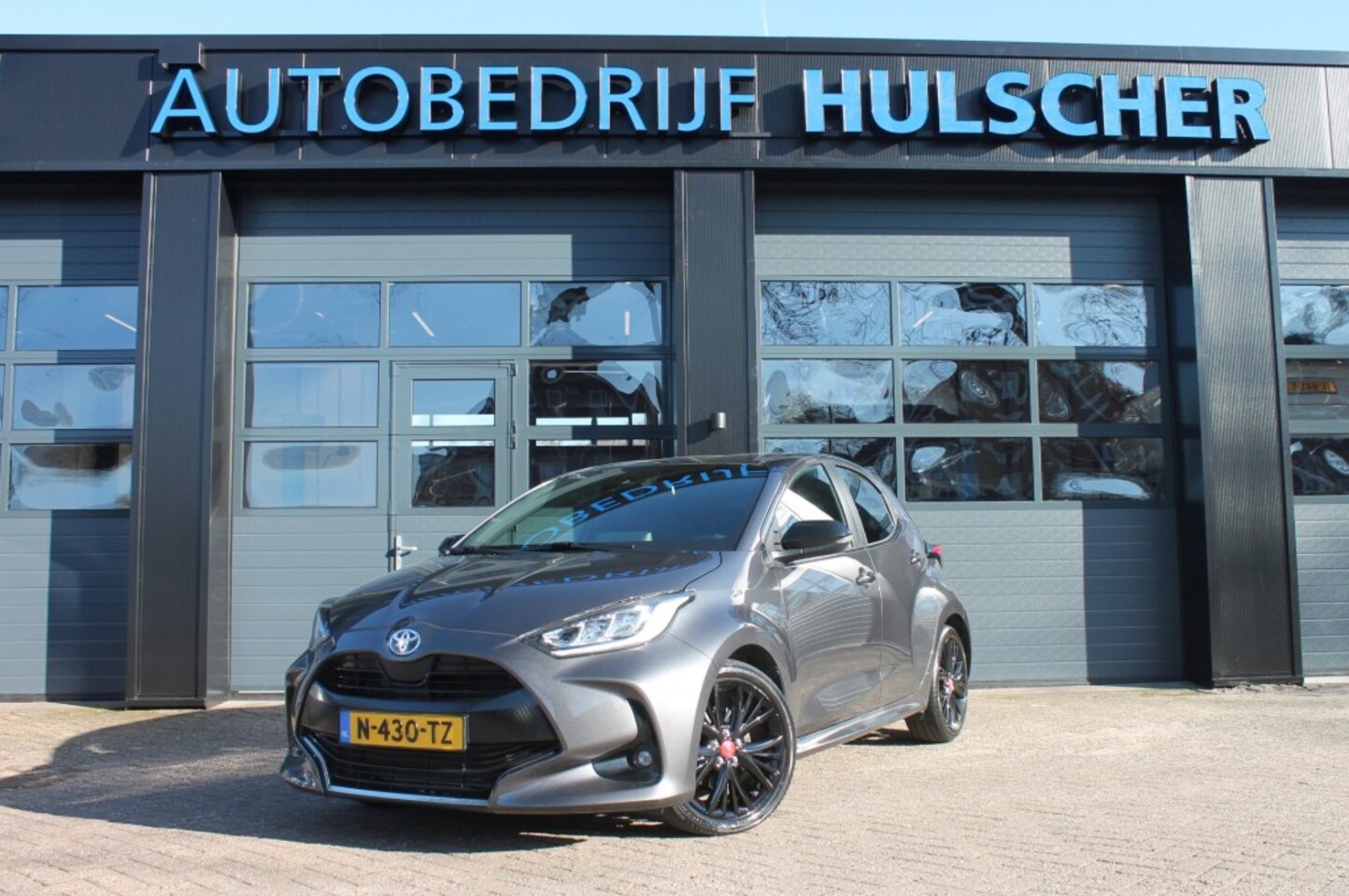 Toyota Yaris - 1.5 HYB. TOKYO SPIRIT . 1e Eigenaar    Automaat - AutoWereld.nl