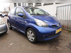 Toyota Aygo - 1.0-12V +apk 22-5-2027 airco 5 drs div.exstra, s