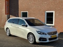 Peugeot 308 - 308 SW1.2 PURETECH ALLURE 130PK ORIGINEEL NL AUTO