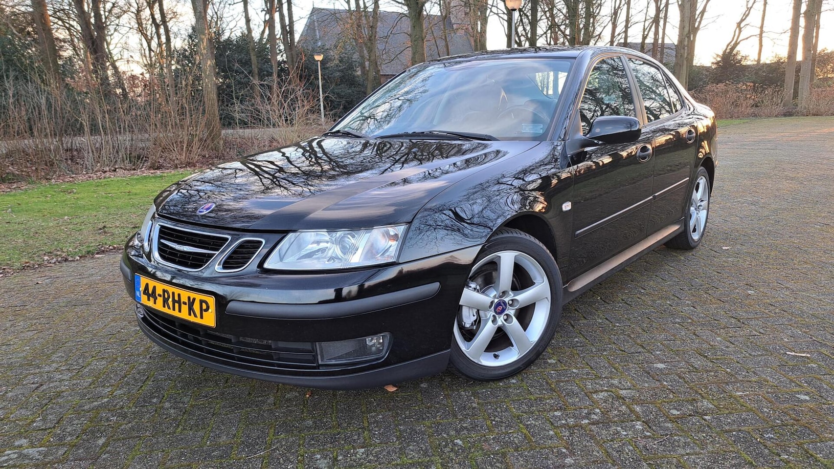 Saab 9-3 Sport Sedan - 1.9 TID Intro Pack 1.9 TID Intro Pack - AutoWereld.nl
