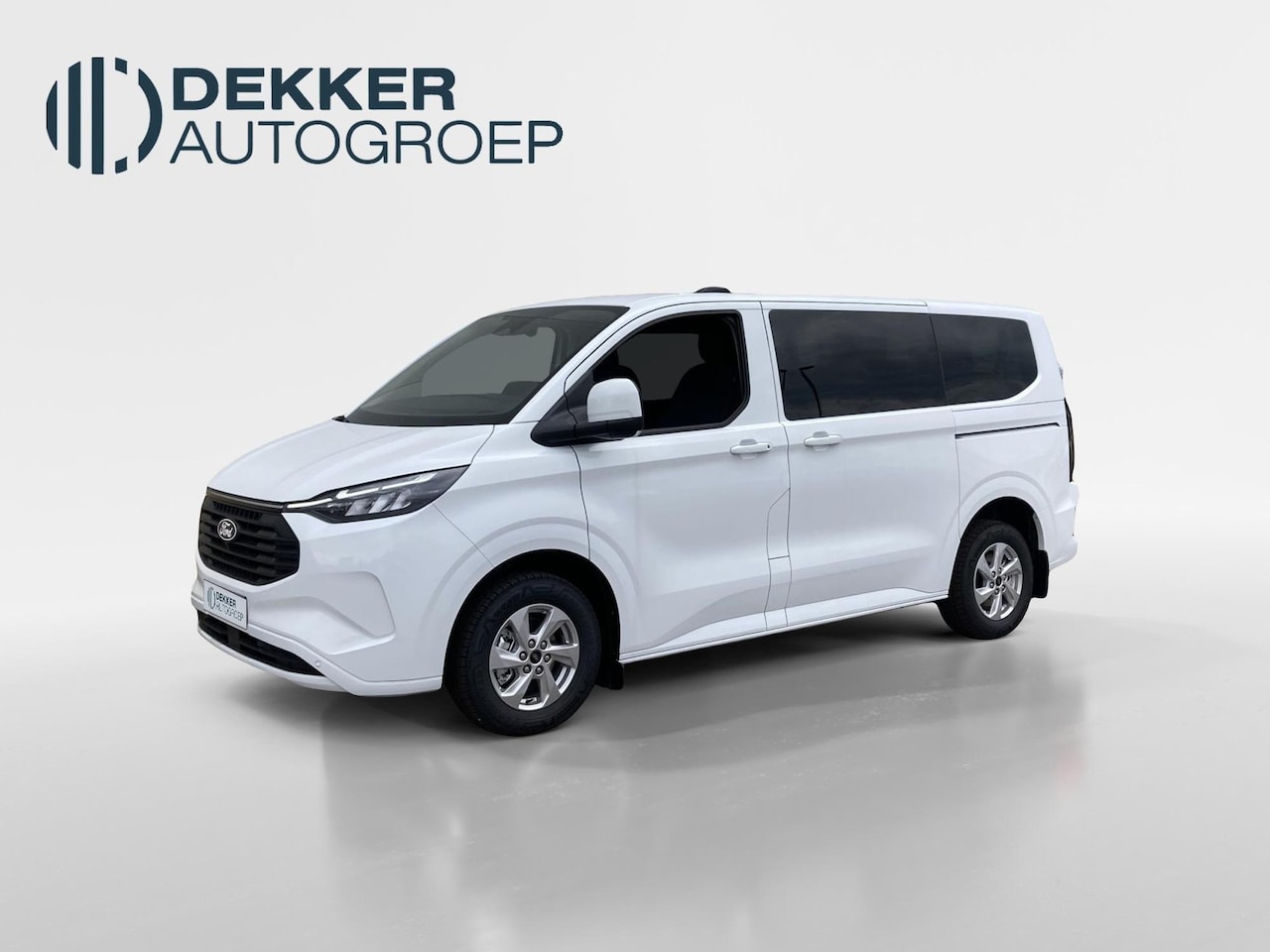 Ford Transit Custom - 340 2.5 PHEV L1H1 Limited Kombi 8-pers VOORRAAD - AutoWereld.nl