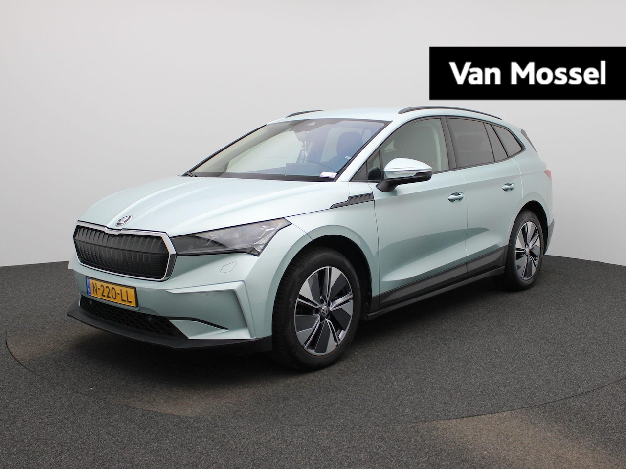 Skoda Enyaq iV - 60 | Apple Carplay / Android Auto | Stoelverwarming | Achteruitrijcamera | Parkeersensoren - AutoWereld.nl