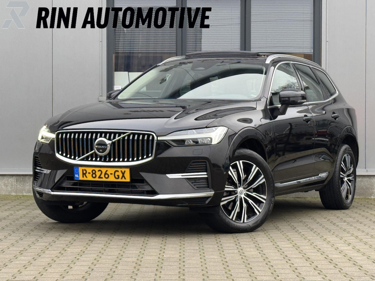 Volvo XC60 - 2.0 T6 Plug-in hybrid AWD Inscription 360 Camera | 350 PK | Panorama | Trekhaak | Elektris - AutoWereld.nl