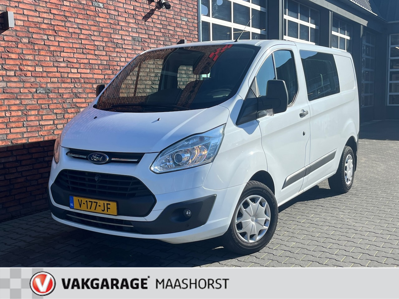 Ford Transit Custom - 270 2.0 TDCI L1H1 Trend DC AchteruitrijCam./PDCAirco/Cruise/Trekhaak - AutoWereld.nl