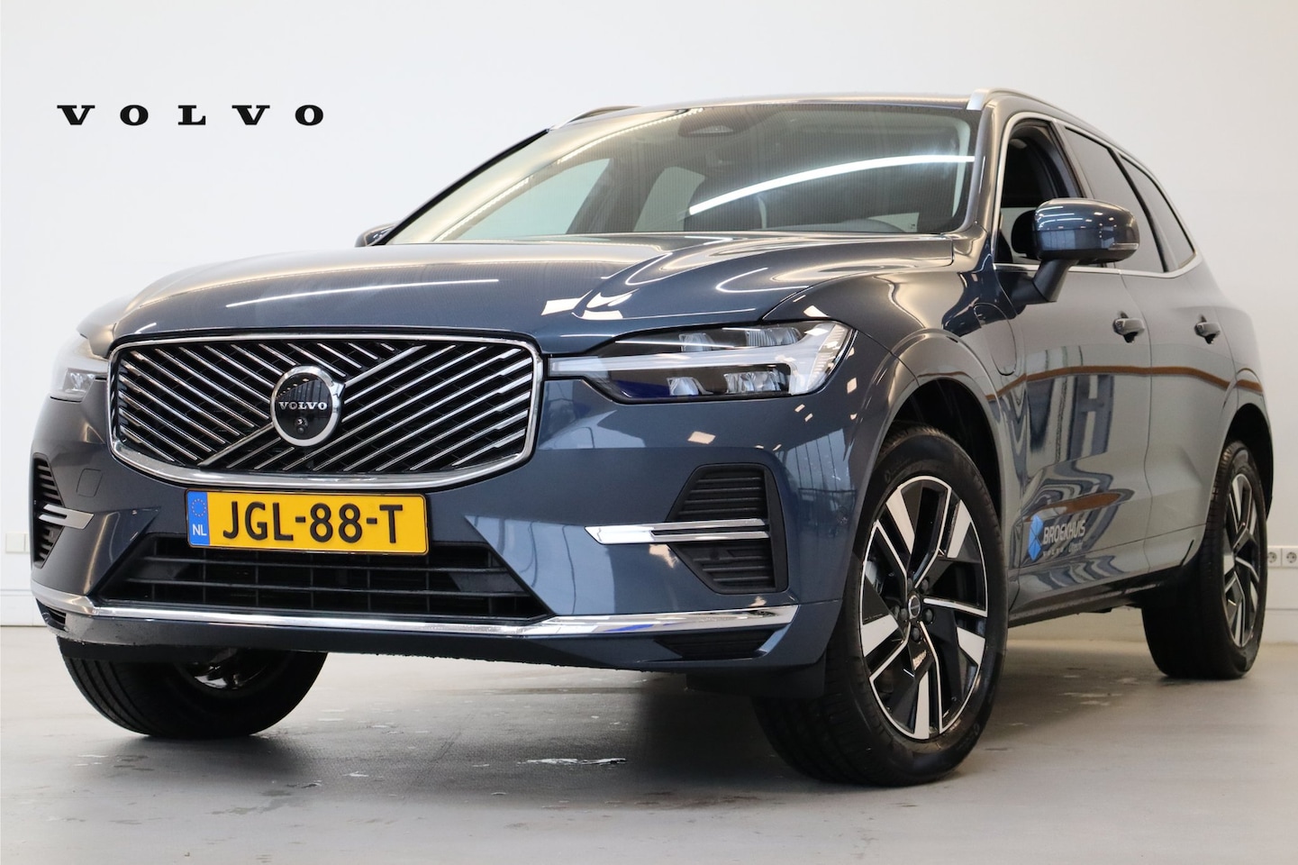 Volvo XC60 - T6 350PK AWD Plus Bright | Trekhaak | 360° | Privacy glas | Harman Kardon | Power Seats - AutoWereld.nl