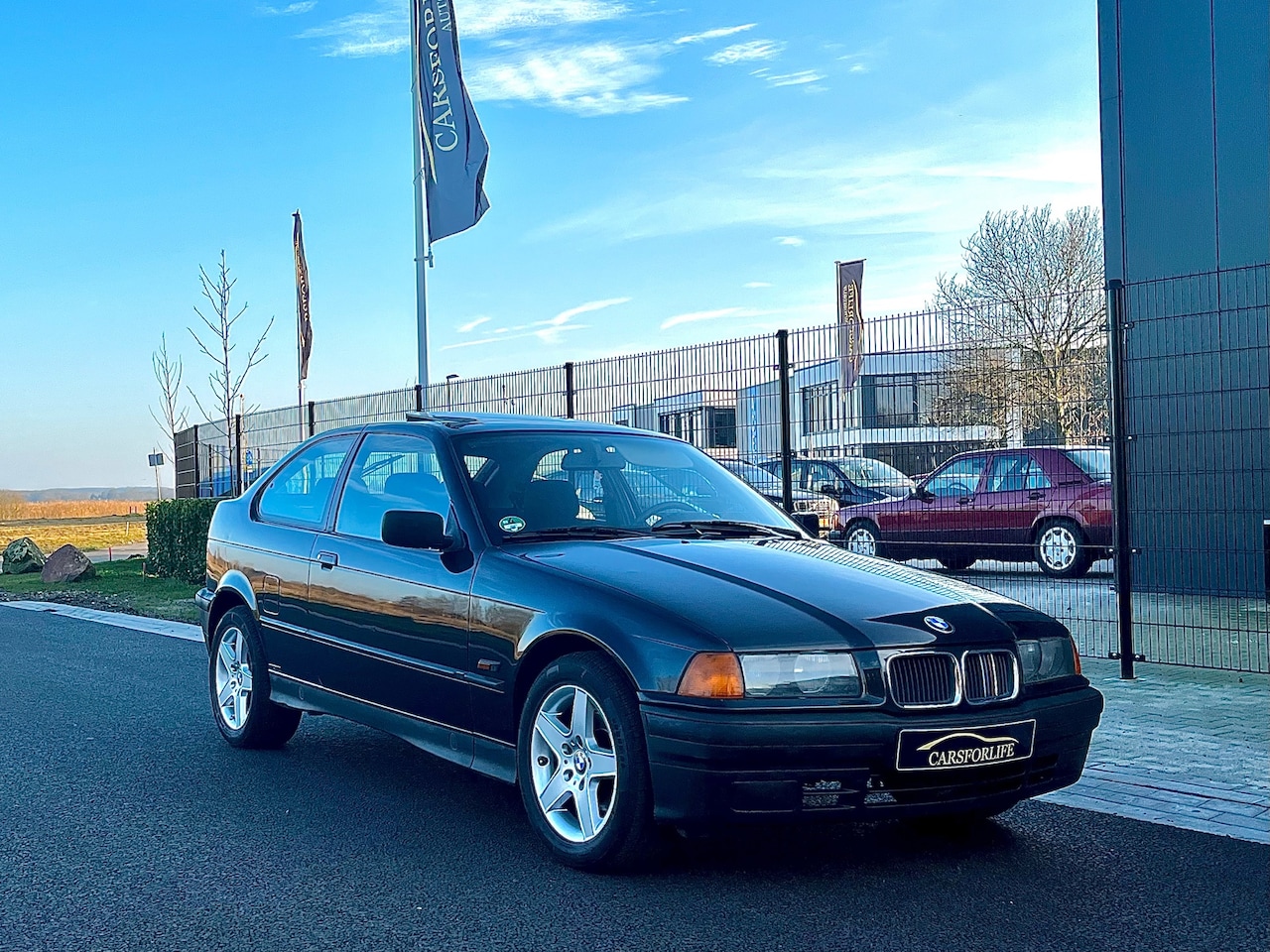 BMW 3-serie Compact - 316i 316i ( Automaat ) - AutoWereld.nl