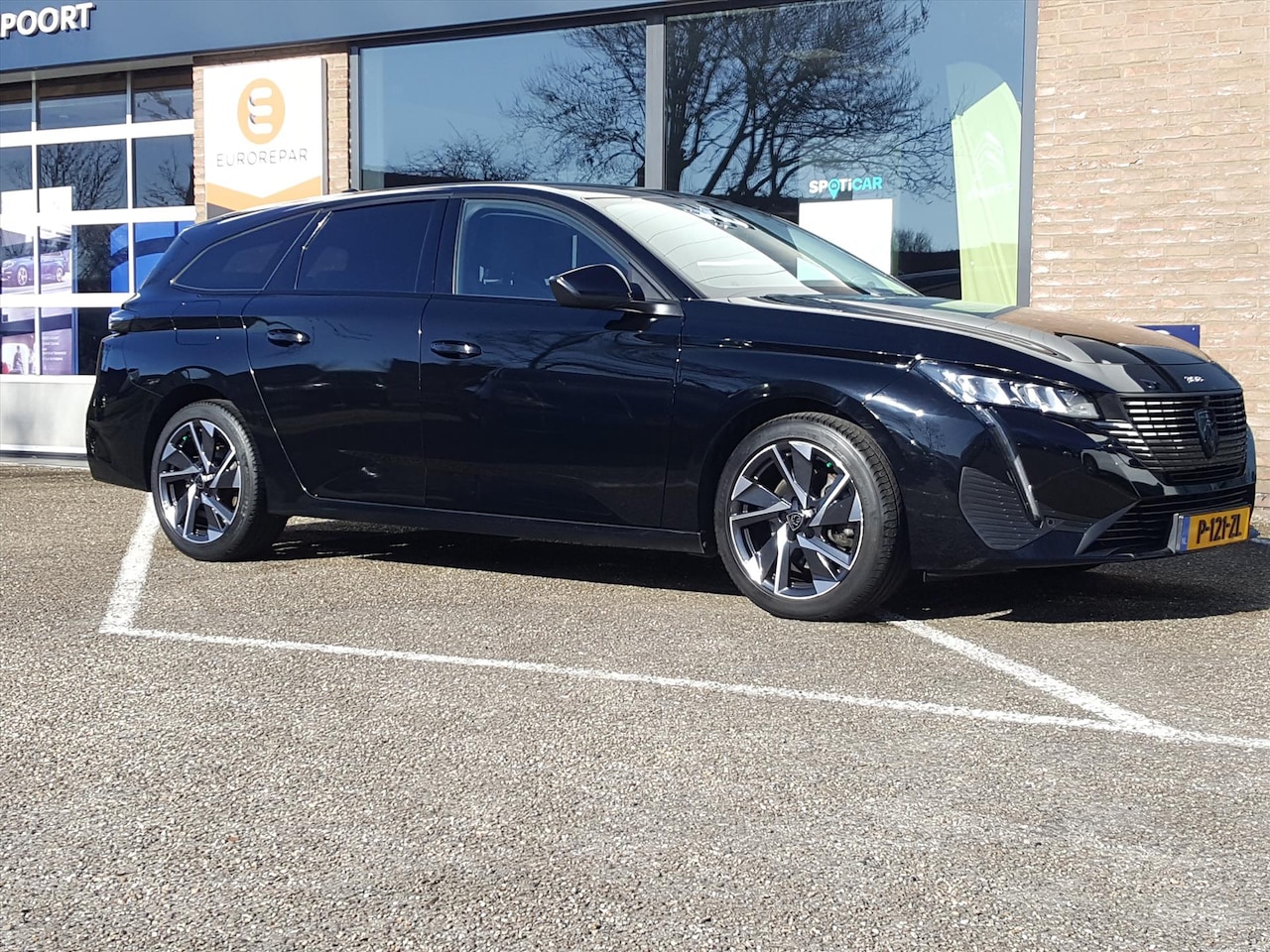 Peugeot 308 SW - 1.2 130pk Allure Pack Business 2D Cockpit | Apple Carplay & Android Auto | Achteruitrijcam - AutoWereld.nl
