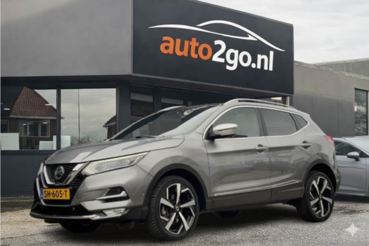Nissan Qashqai - 1.2 AUT TEKNA+ PANODAK DESIGNO-LEDER NAVI CAMERA LED LMV PDC - AutoWereld.nl