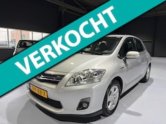 Toyota Auris - 1.8 Full Hybrid Business Dealer onderhouden