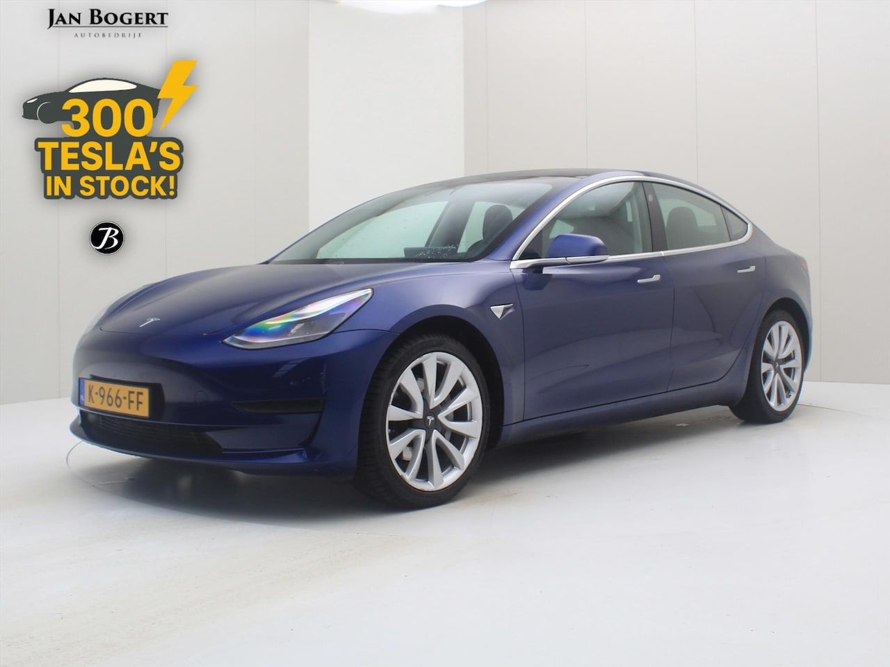 Tesla Model 3 - Standard RWD Plus 92% SoH [ LFP-ACCU+19'' LMV+AUTOPILOT+60 kWh+PREMIUM AUDIO ] - AutoWereld.nl