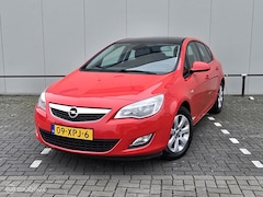 Opel Astra - 1.4 Turbo Edition