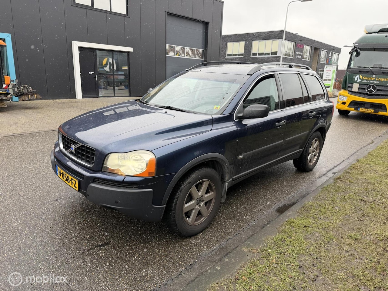 Volvo XC90 - 2.5 T 7 persoons gebruikte auto handel export - AutoWereld.nl