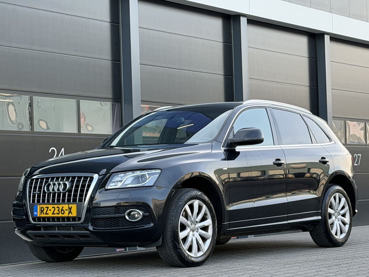 Audi Q5 - 2.0 TDI Quattro S-Line PDC - AutoWereld.nl