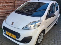 Peugeot 107 - 1.0 Blue Lease APK 18-04-2027. 88567 km