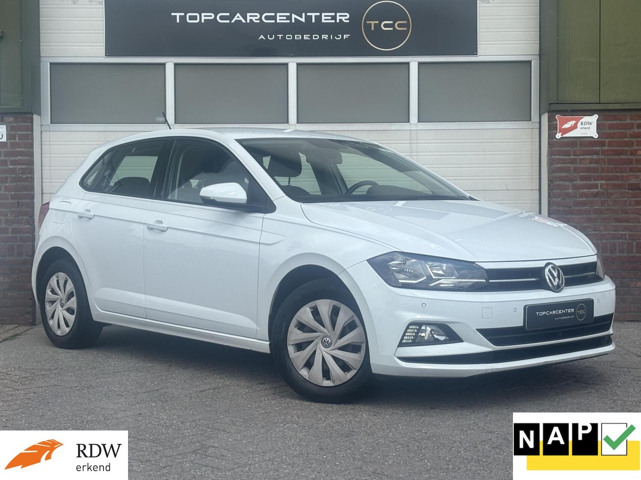 Volkswagen Polo - 1.0 TSI Com. Business/CLIMA/CRUISE/PARKS/APK - AutoWereld.nl