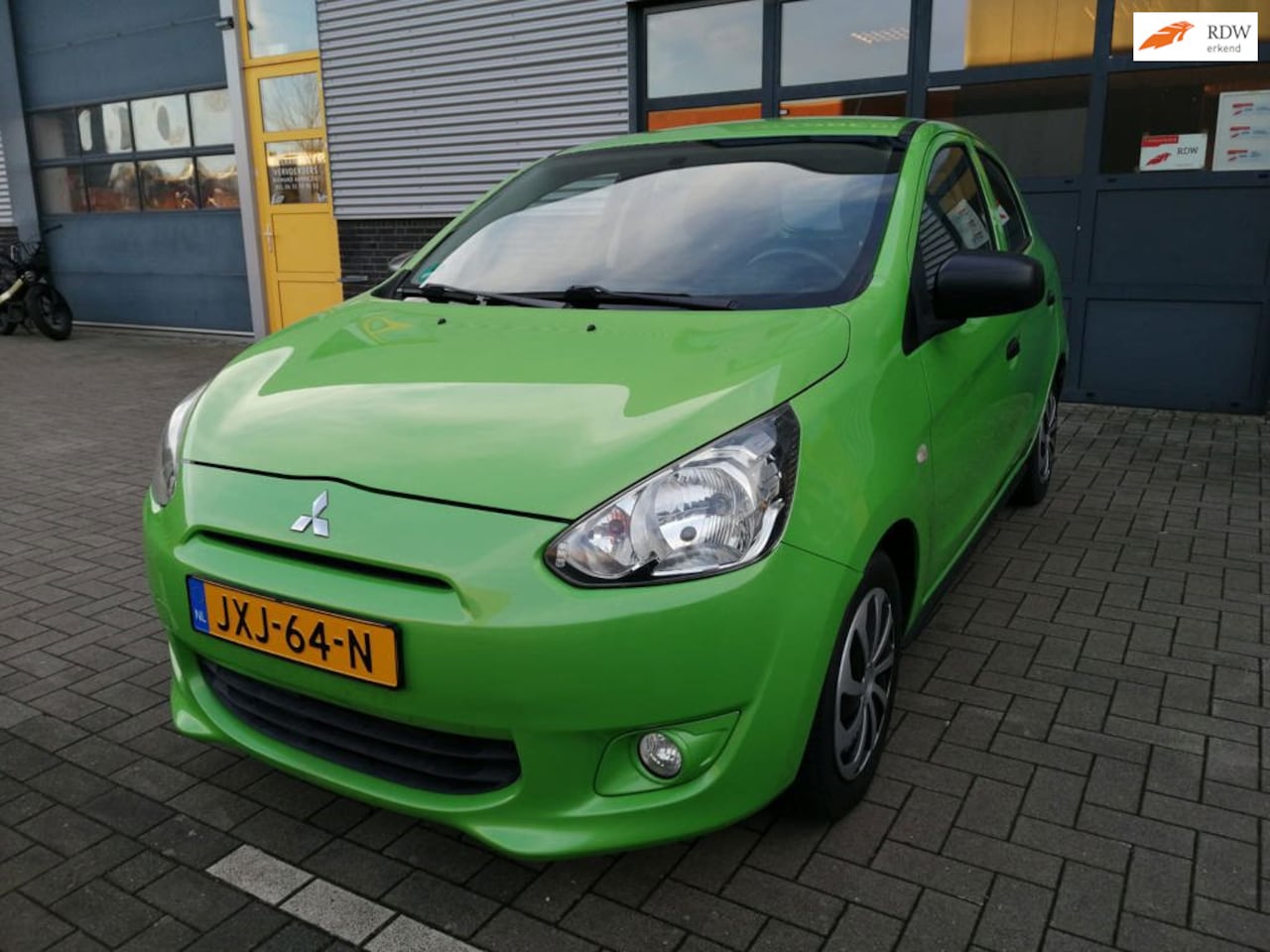 Mitsubishi Space Star - 1.0 Entry 1.0 Entry - AutoWereld.nl