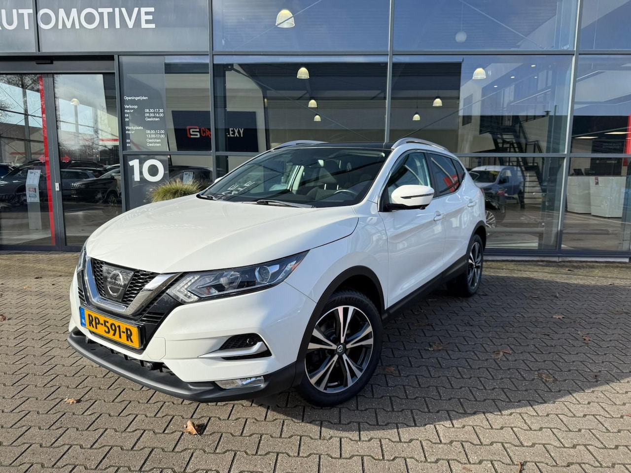 Nissan Qashqai - 1.2 N-Connecta *Trekhaak & Design Pack* - AutoWereld.nl