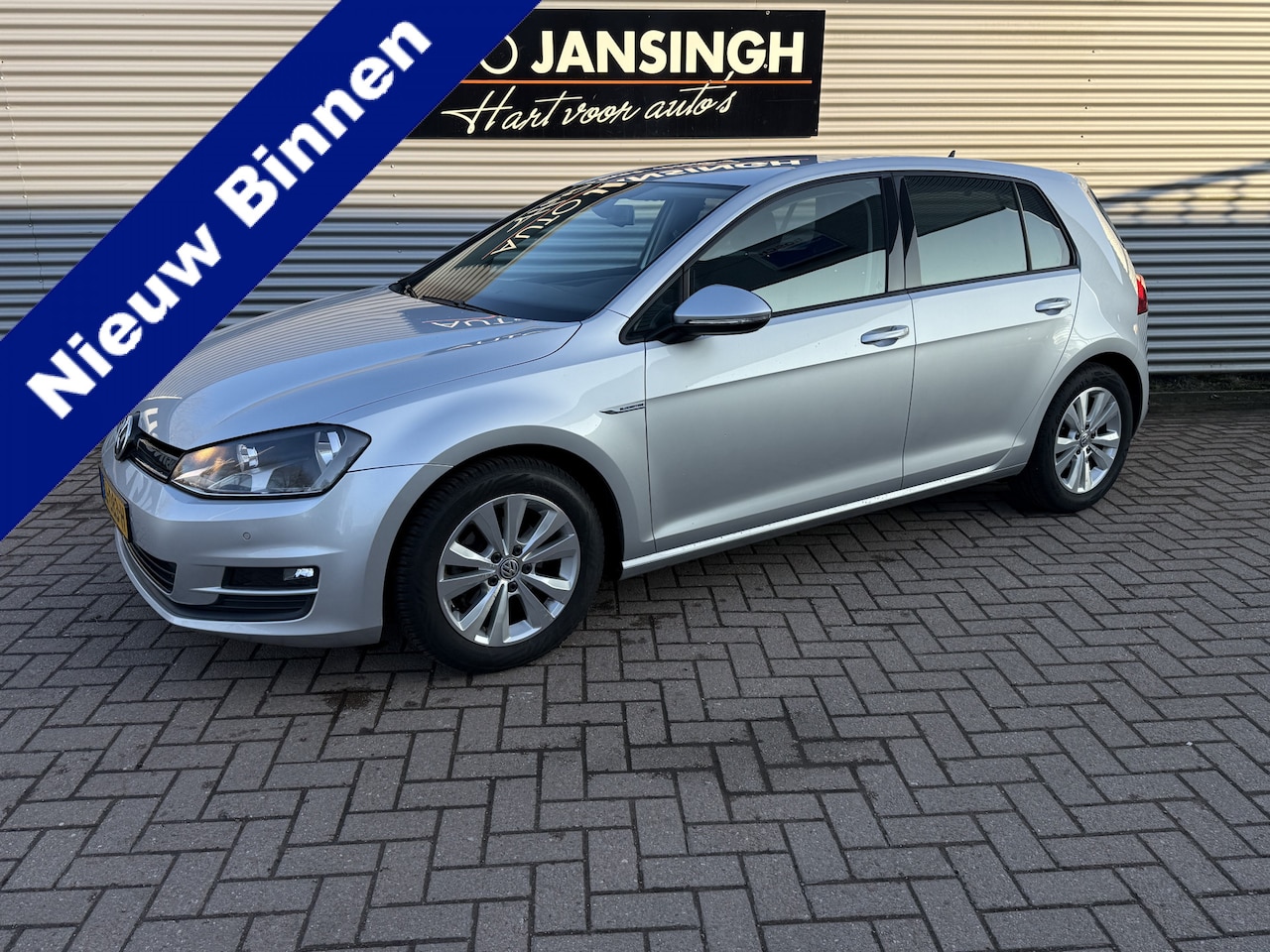Volkswagen Golf - 1.0 TSI Comfortline Automaat!! | Clima | PDC V+A | Navigatie | Bluetooth | Cruise | LM Vel - AutoWereld.nl