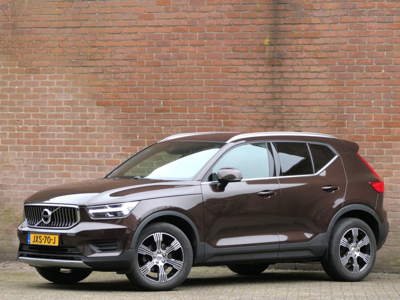 Volvo XC40 - 1.5 T3 AUT Inscription 12MND garantie Trekhaak / Apple carplay&A - AutoWereld.nl