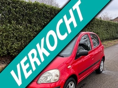 Toyota Yaris - 1.0 VVT-i Idols