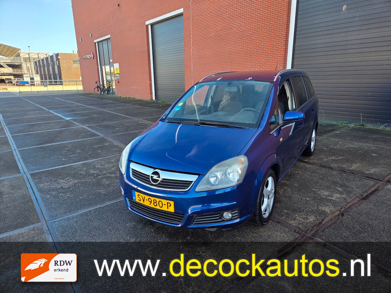 Opel Zafira - 1.6 Essentia 7P. - AutoWereld.nl