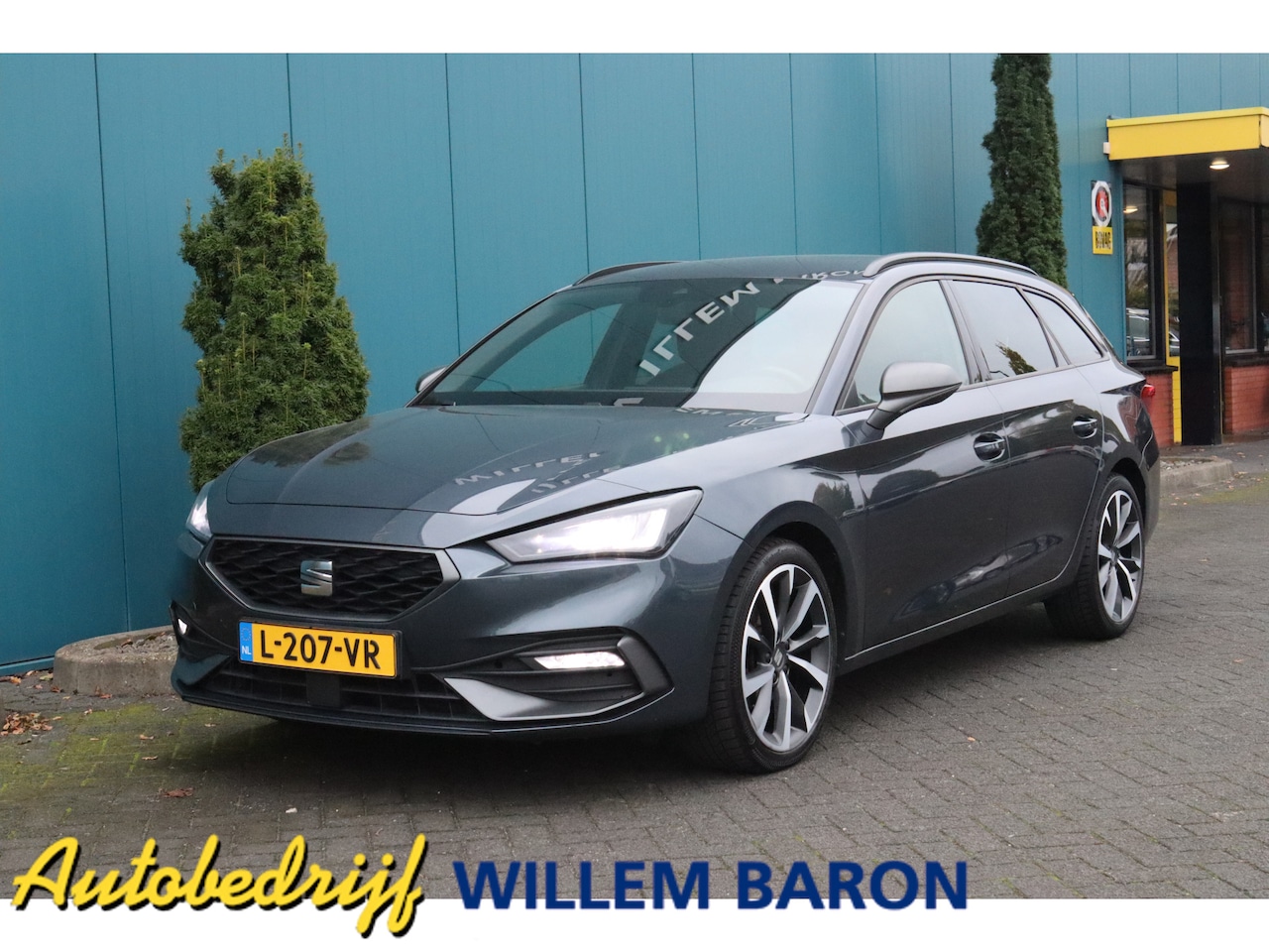 SEAT Leon Sportstourer - 1.5 TSI 150 PK FR CARPLAY|CRUISE|DIGI.DASHB|LED|DAB|PDC|18'LMV|PDC 1'EIG - AutoWereld.nl