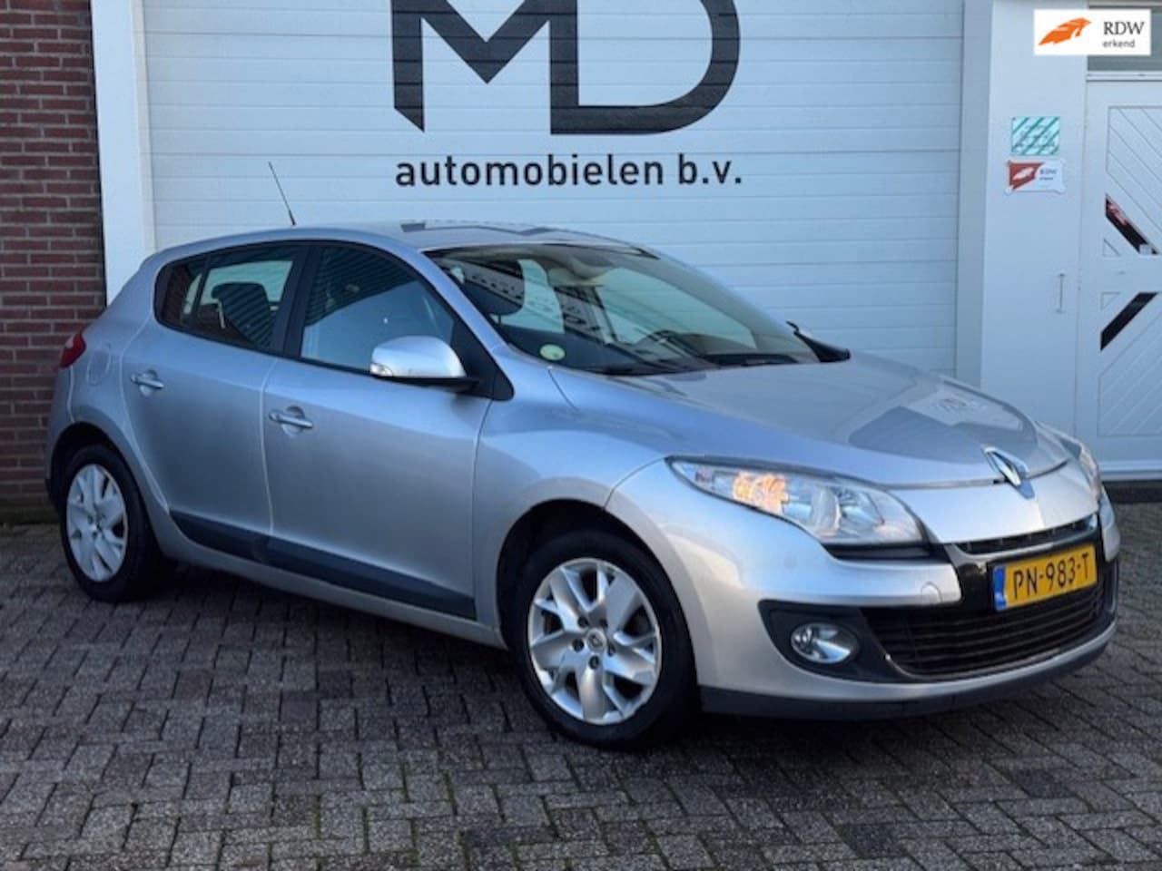 Renault Mégane - 1.5 dCi Collection-Automaat-NIEUWE APK-Cruise - AutoWereld.nl