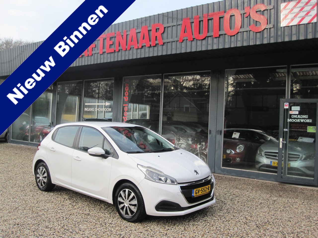 Peugeot 208 - 1.2 PureTech Active zeer nette auto apk 14-09-2026 - AutoWereld.nl