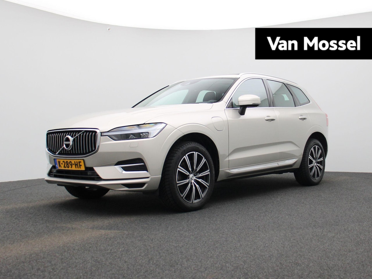 Volvo XC60 - 2.0 Recharge T6 AWD Inscription | PANO-SCHUIFDAK | HARMAN/KARDON | STOELVERWARMING | CAMER - AutoWereld.nl