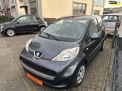 Peugeot 107 - 1.0-12V Urban Move