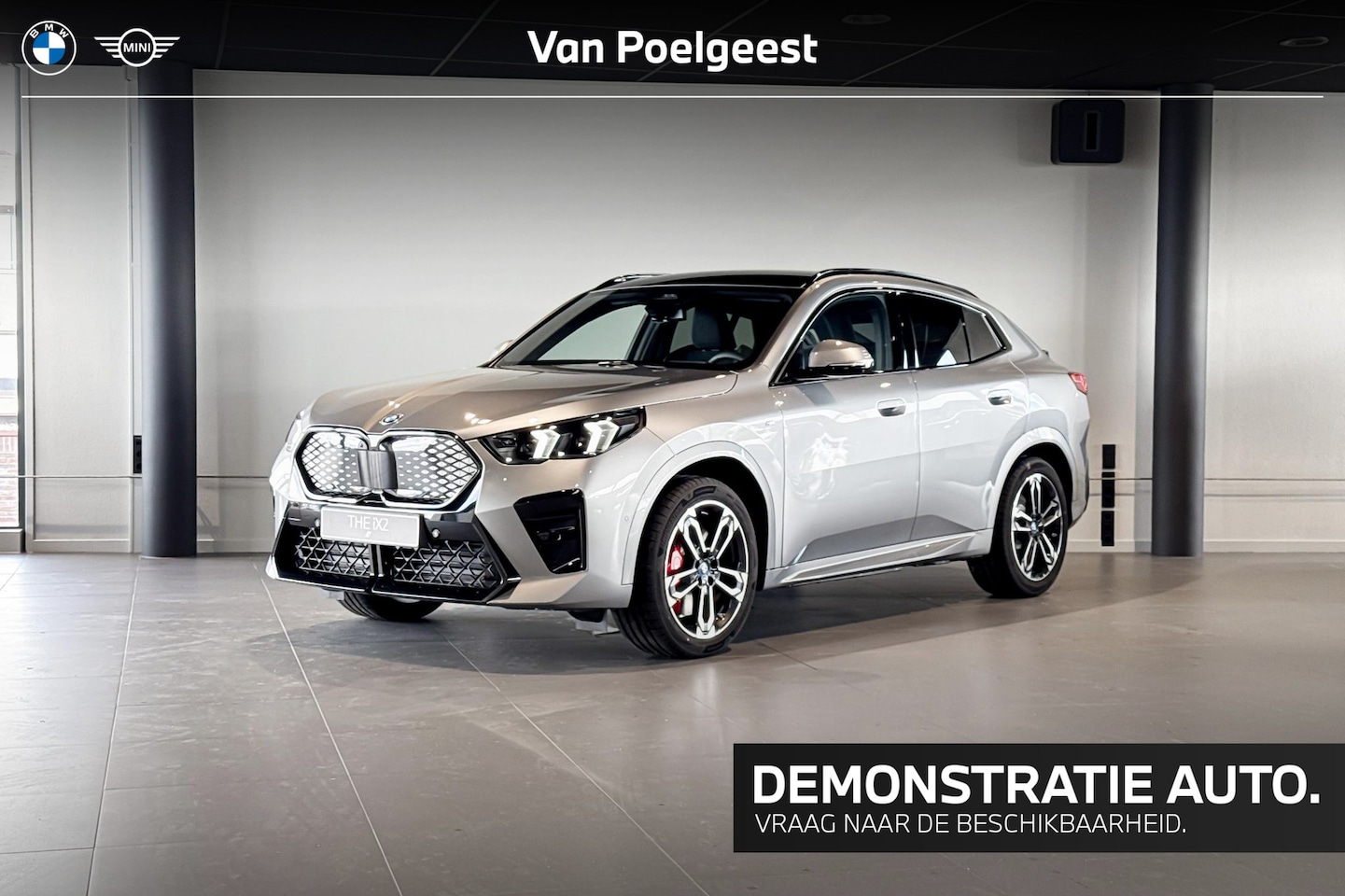 BMW iX2 - eDrive20 M Sport Edition | Glazen Panoramadak | Comfort Access | Stoelverwarming | Harman - AutoWereld.nl