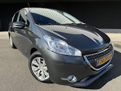 Peugeot 208 - 1.2 VTi Active // Schermradio //