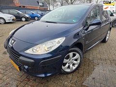 Peugeot 307 - 1.6-16V D.Sign 5Drs 2007. Airco/Cruise/Lichtmetaal etc.. APK 02-2027