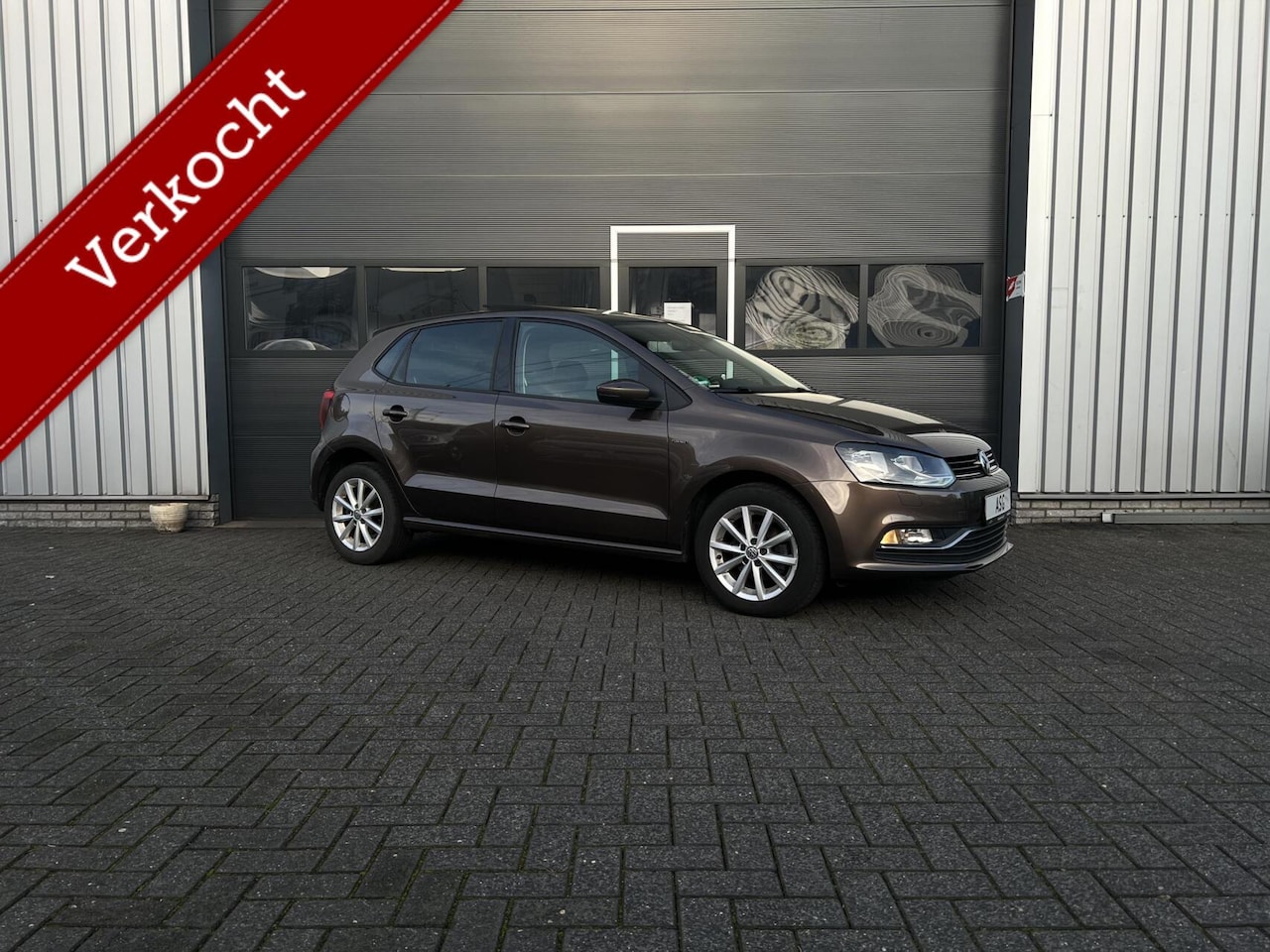 Volkswagen Polo - 1.2 TSI Lounge |Pano|Stoelverwarming|cruise| - AutoWereld.nl