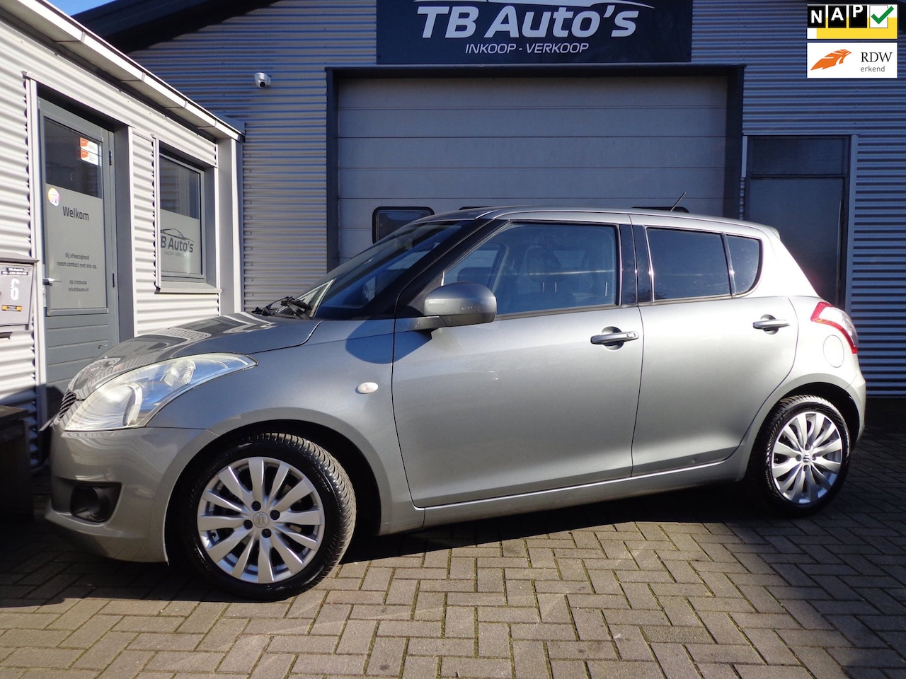 Suzuki Swift - 1.2 Exclusive 5-DRS ! AUTOMAAT / 114.670 KM - AutoWereld.nl